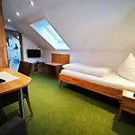 Cafe-pension Feldbergblick Πανσιόν 3*