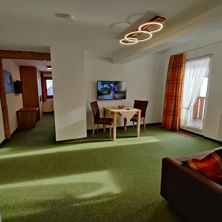 Πανσιόν Cafe-pension Feldbergblick Titisee-Neustadt