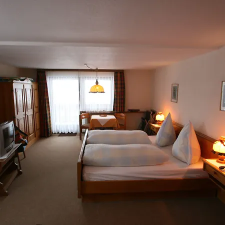 Πανσιόν Cafe-pension Feldbergblick 3*